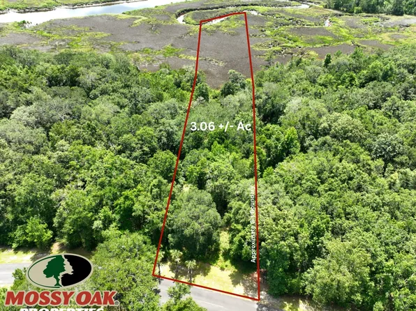 Waverly Ln, White Oak, GA 31568