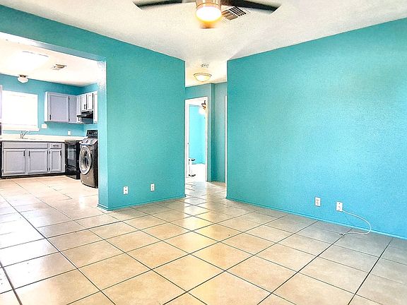 3rd image of 4614 Gurley Ave APT 202