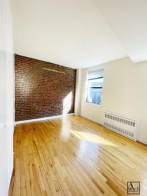 Rented by A Space Realty NY LLC | media 15