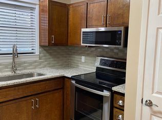 307 Lincoln Ave APT A, Valparaiso, FL 32580