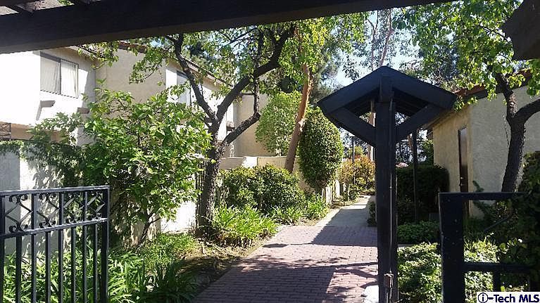 1st image of 13494 Ramona Pkwy