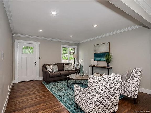 4th image of 3011 Palm Ave