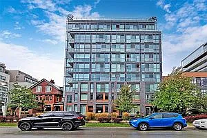 508 Wellington — Photo 1