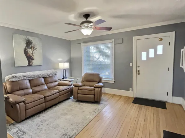 2634 N Bartlett Ave #2634, Milwaukee, WI 53211