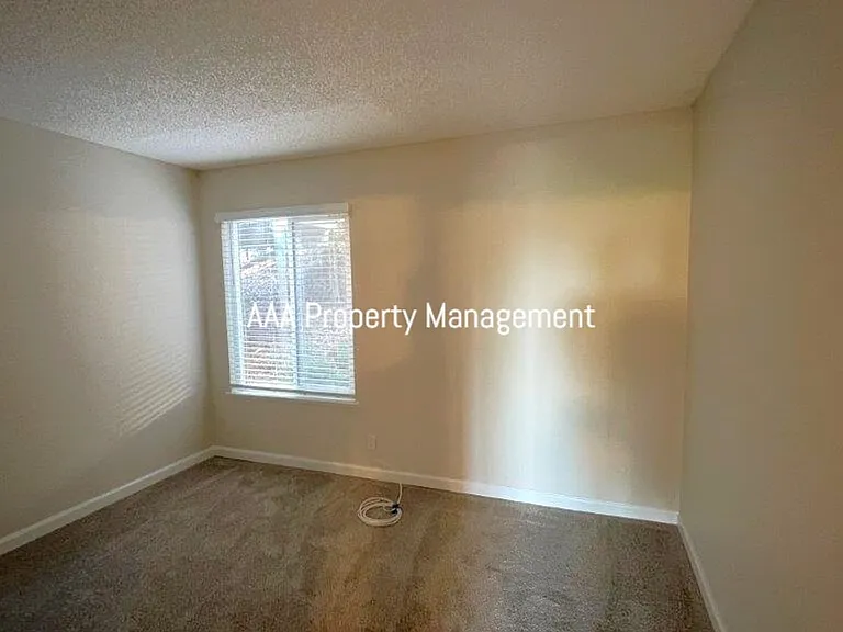 4370 Eagle Peak Rd #D — Photo 21