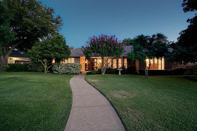 2nd image of 4252 Meadowdale Ln