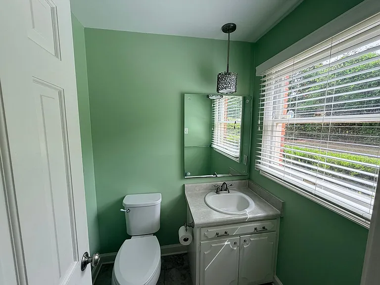 2311 Pinecliff Dr — Photo 7
