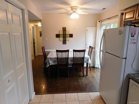 3rd image of 2503 Poates Dr