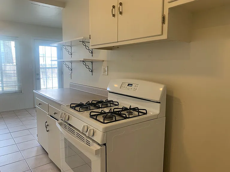 10528 Dolecetto Dr — Photo 11