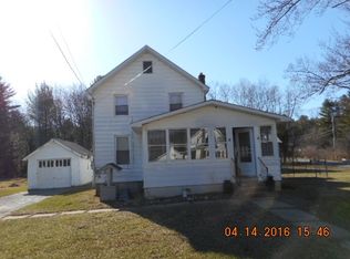369 W Maple St, Corinth, NY 12822