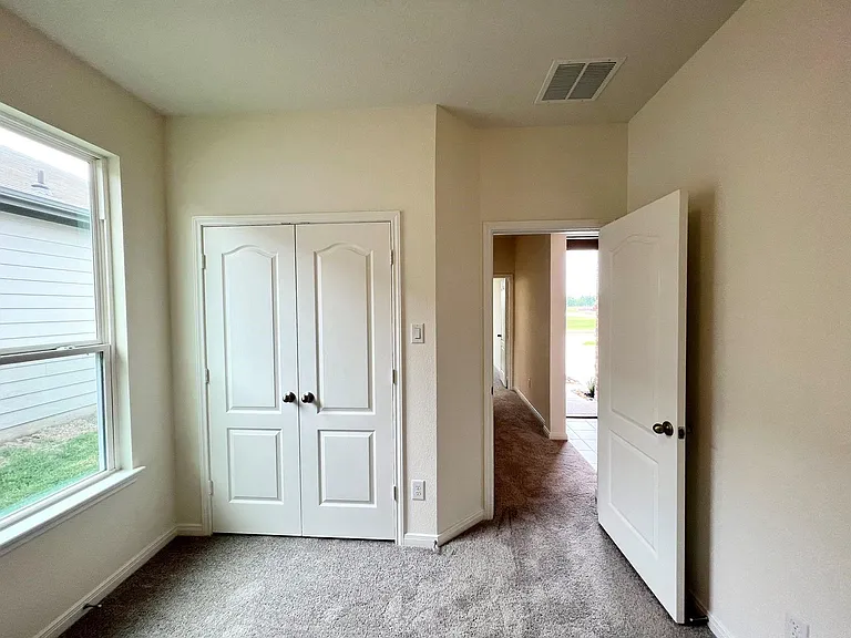 2834 Palamas Ln — Photo 4