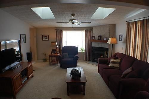 4th image of 1756 Elmwood Cir