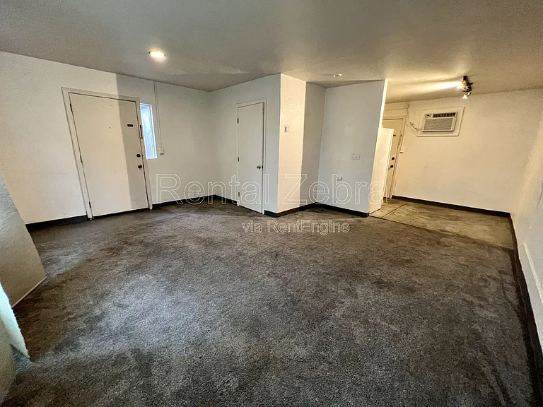 2142 K St — Photo 9