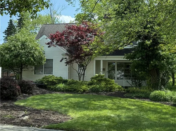 21016 Halworth Rd, Shaker Heights, OH 44122