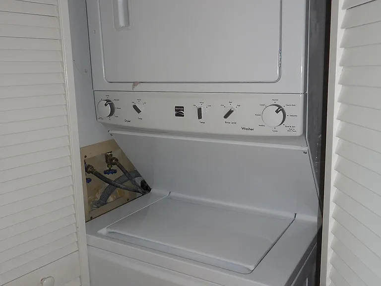 829 S 1st St #3E — Photo 15
