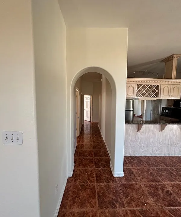 420 W Palm Dr