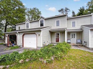 10 Deer Run Drive, Ballston Spa, NY 12020