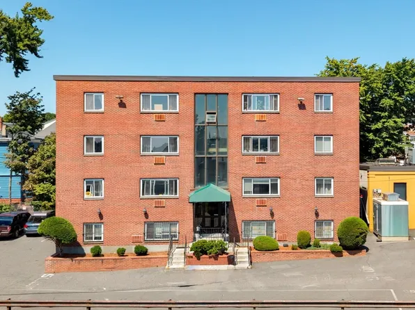 326 Broadway APT 15, Somerville, MA 02145