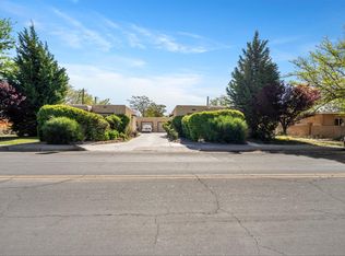 1302 Carlisle Blvd NE, Albuquerque, NM 87106