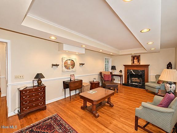 2nd image of 571 Coleman Road