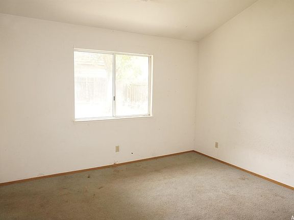 4th image of 110 Citrus Ave