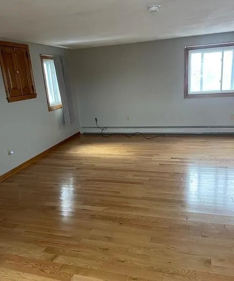 100 Tafts Ave #2 — Photo 5