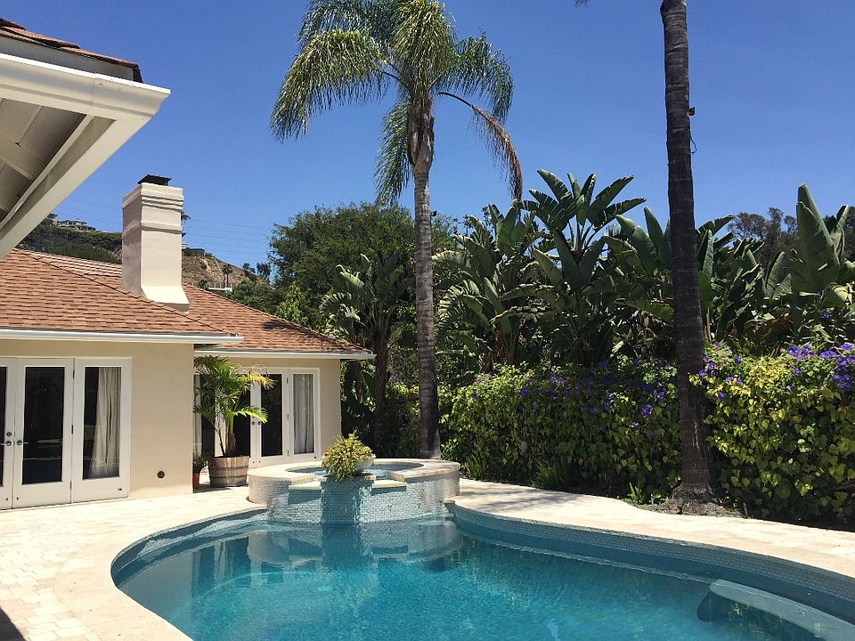 1st image of 2657 Carman Crest Dr