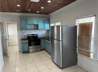 213 Stirling Rd, Dania, FL 33004