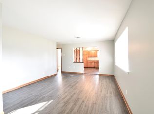 6101 NW Bell Rd #1, Kansas City, MO 64152