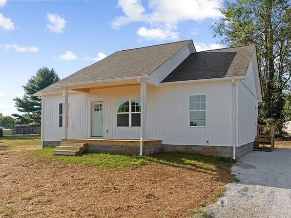 227 Wilhite St, Sparta, TN 38583
