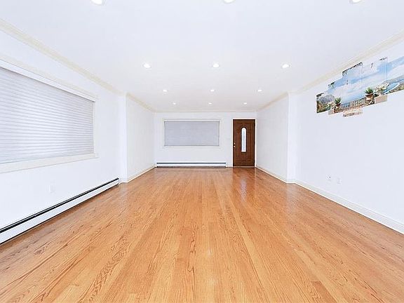 5th image of 2107 73rd St