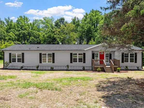 2031 Bakers Chapel Rd, Smithfield, NC 27577