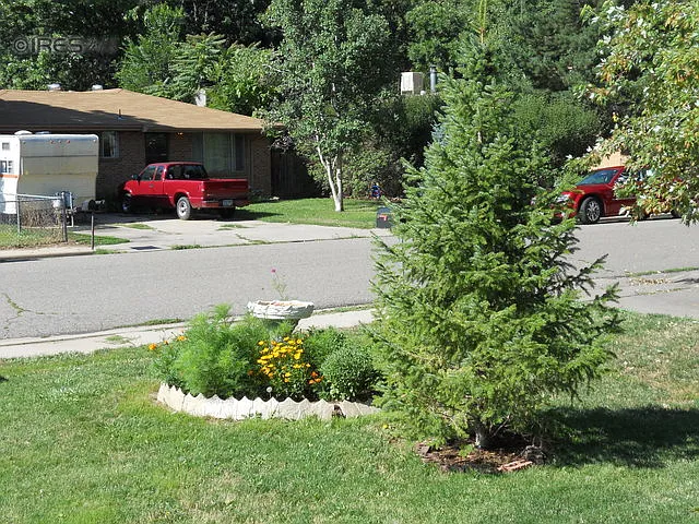 1129 Gard Pl — Photo 4