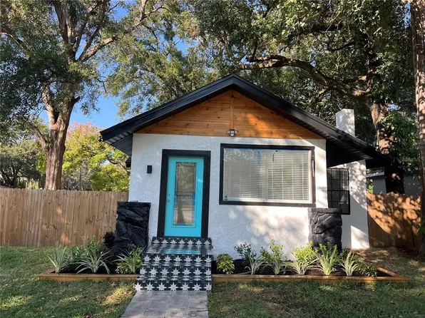 1502 E Knollwood St, Tampa, FL 33610