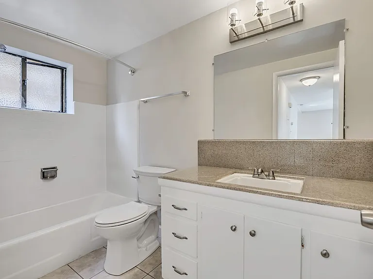 First Avenue Apartments — Photo 6