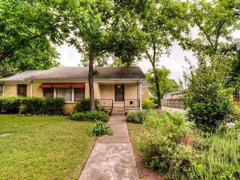 5303 Aurora Dr — Photo 16