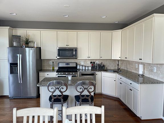 3rd image of 15985 Marsh Pl