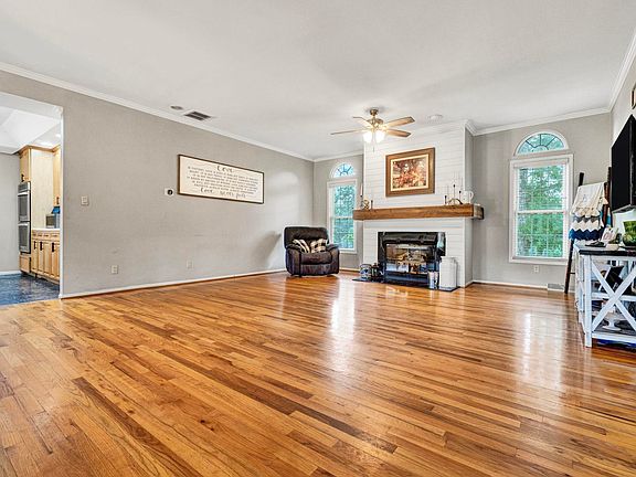 5th image of 1205 Greg Shoals Rd