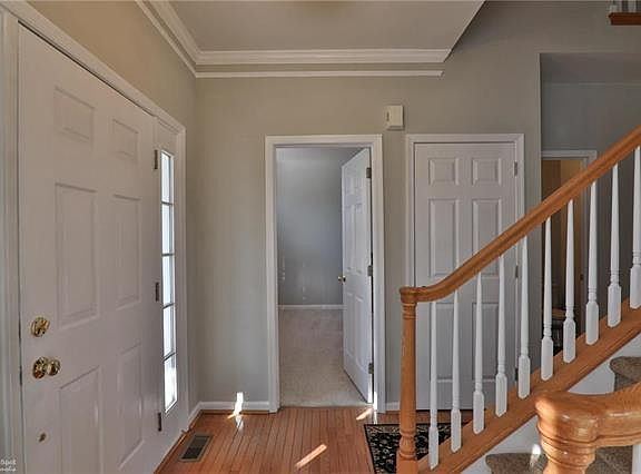 3rd image of 4008 Killarney Dr
