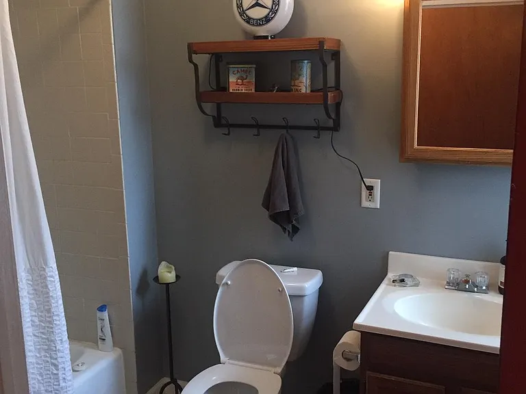 2309 Brown St #1 — Photo 8