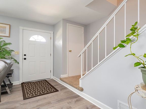 5th image of 1549 McKool Ave