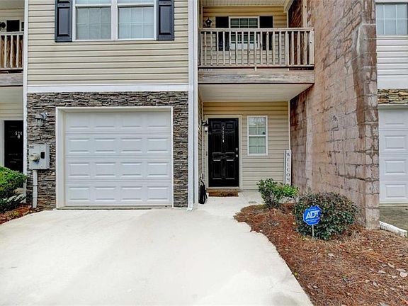 2nd image of 526 Terrapin Ln
