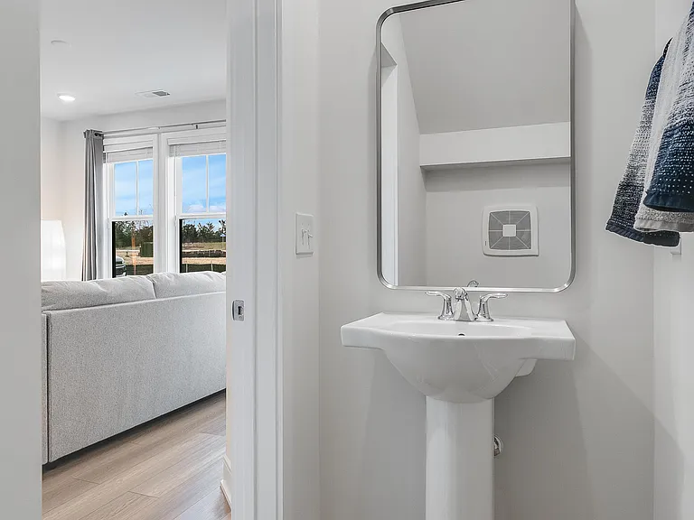 42708 Darala Dr — Photo 11
