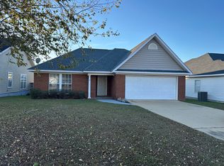 317 Powder Horn Dr, Midland City, AL 36350