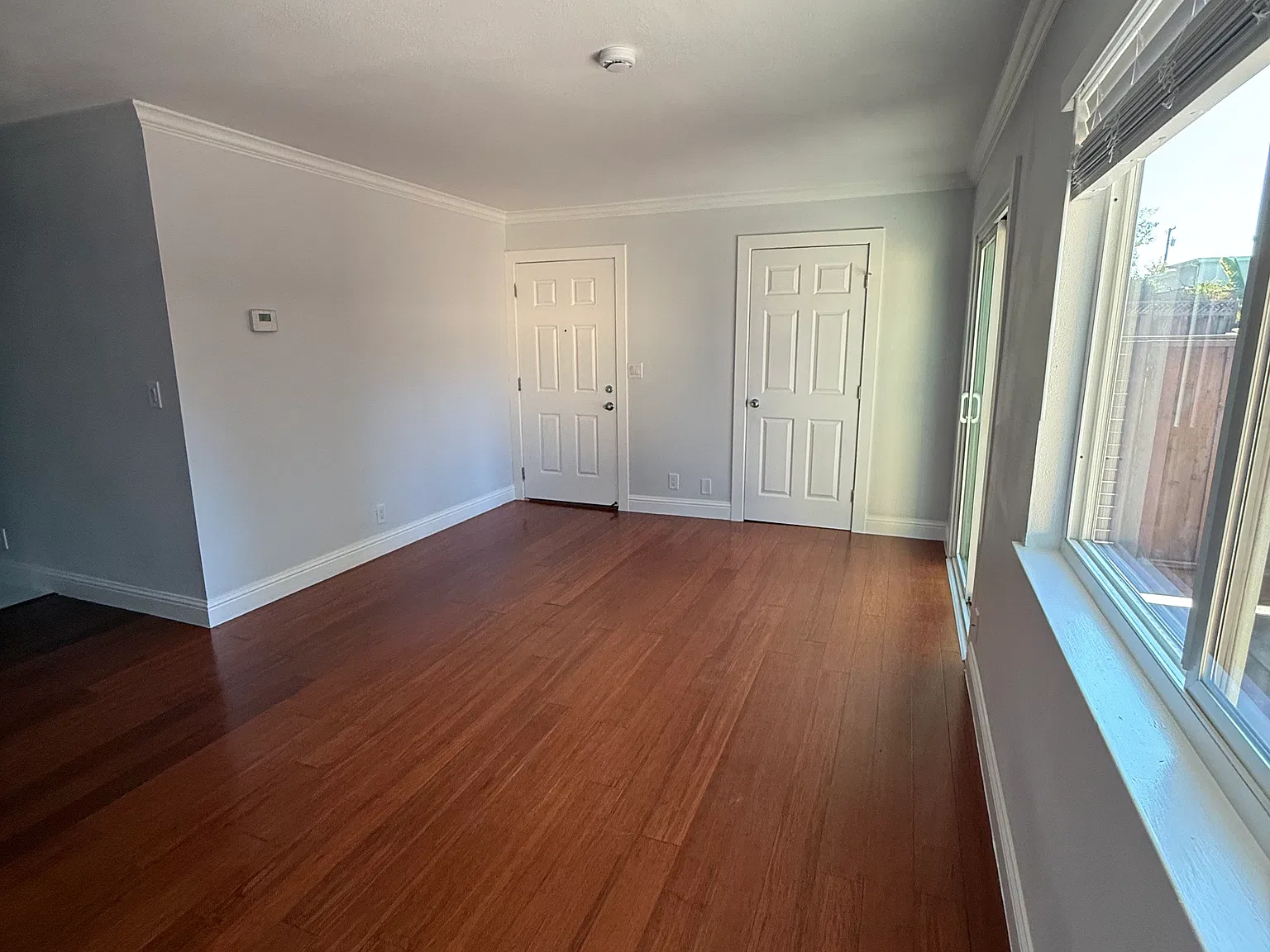 2 bed, 1.5 bath, 1100 sqft, $3,195 — Photo 3