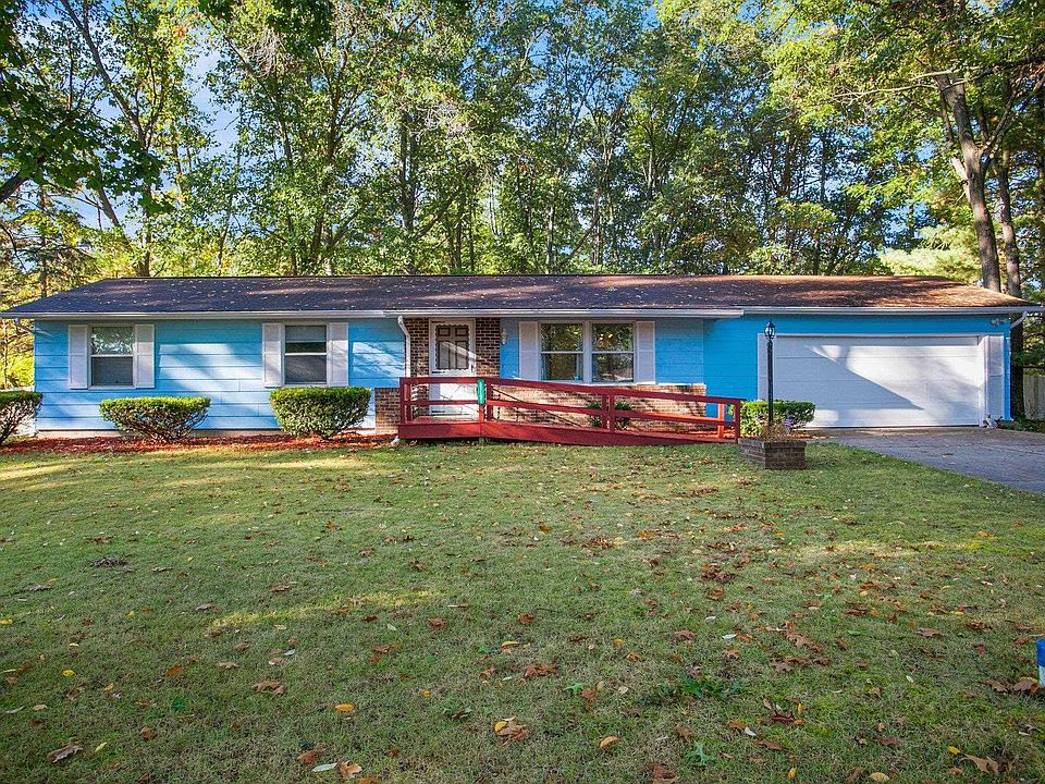 1st image of 57191 Pinewood Dr