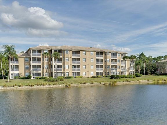 3rd image of 7505 Stoneybrook Dr APT 738