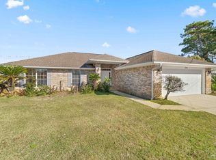 2138 Cheshire Ct, Navarre, FL 32566