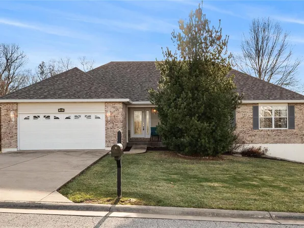 340 Bridgewater Heights Dr, Villa Ridge, MO 63089