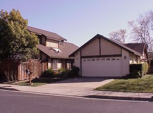 2404 Bay Meadows Cir, Pleasanton, CA 94566